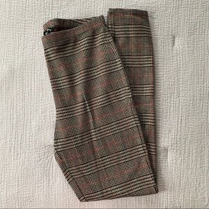 🆕 High Waisted Plaid Leggings